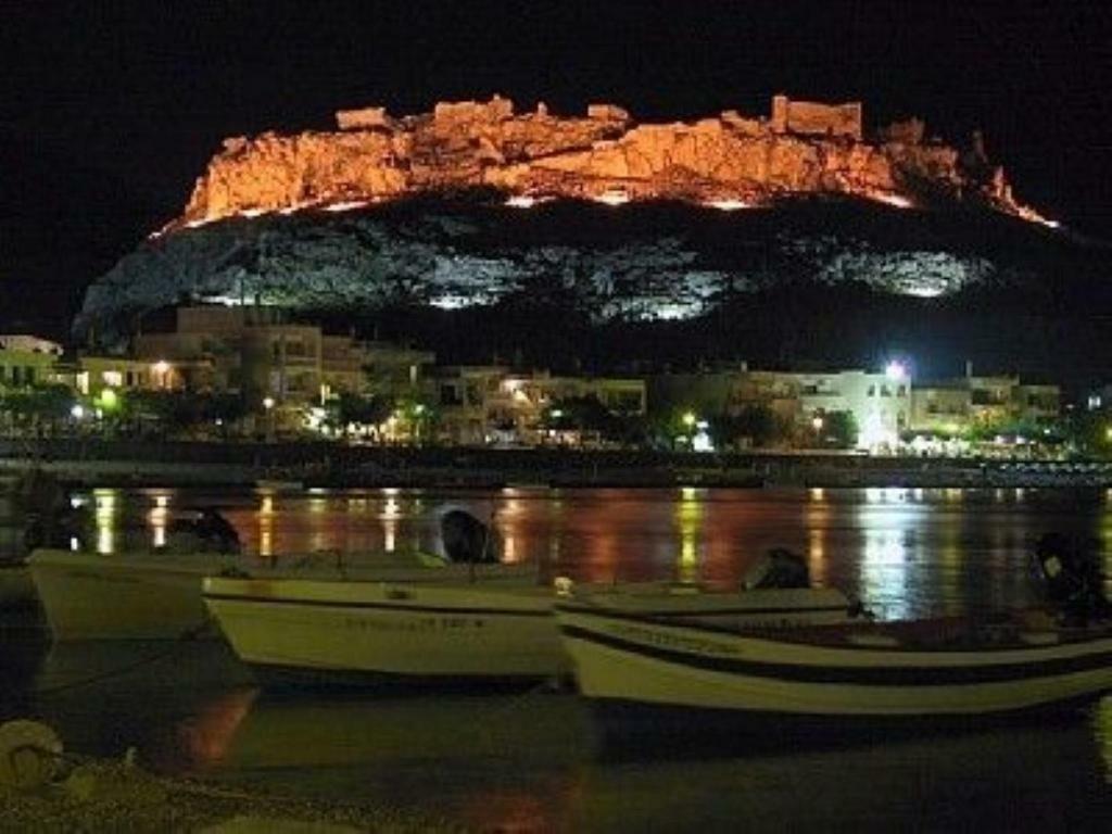 Next To Haraki Beach , Taverns Bars & 10 To Lindos Экстерьер фото